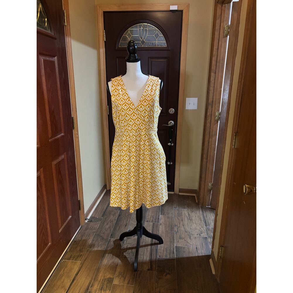 New York Collections yellow/white print dress PTP 19/waist 16/size large
